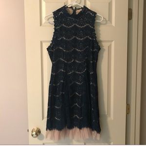 NWT! Francesca’s Fully Lined Lace Dress